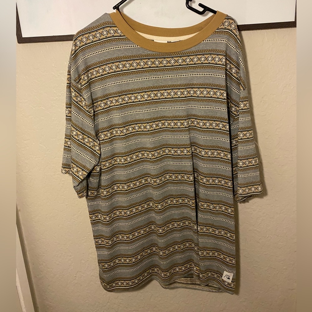 Billabong t shirt